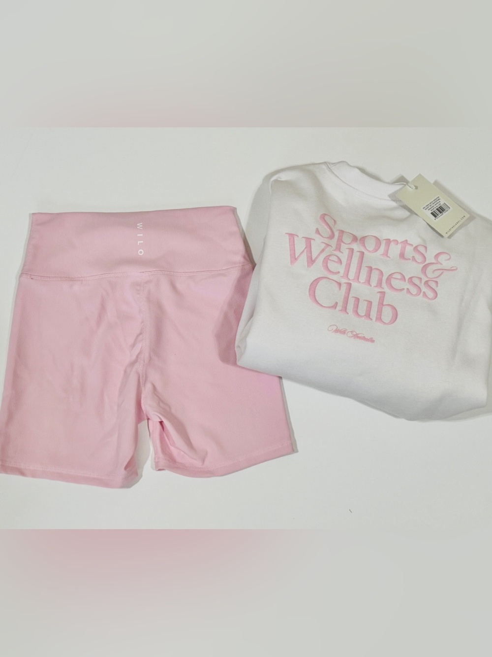 Wilo The Label Wellness Club Set NWT Pink Biker Shorts Crewneck Small